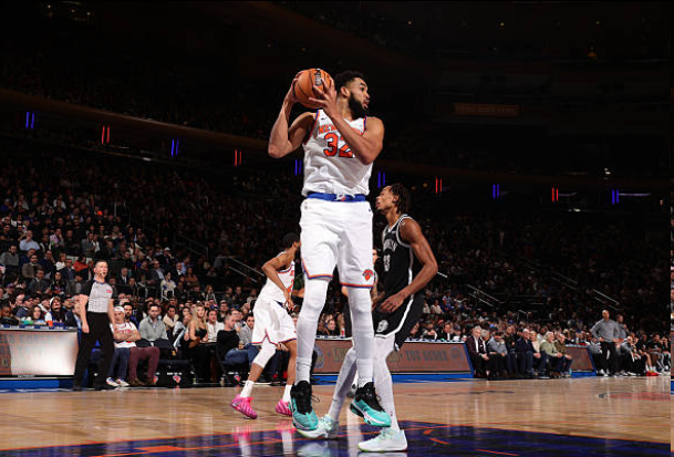 华体会hth体育官网-尼克斯54分大胜创多项神迹:队史单场最大净胜分+面对篮网13连胜