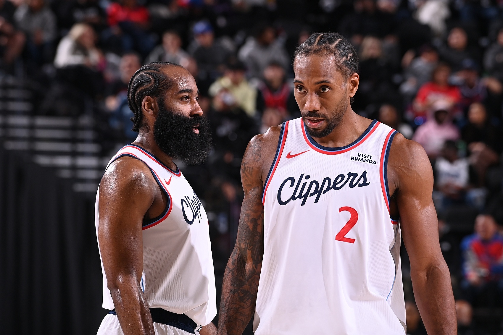 华体会hth sports-船媒：小卡肯定会入选今年全明星 哈登就不太可能了 除非教练青睐